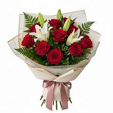 Букет цветов из:  Лилии и Розы в Перелёшинский