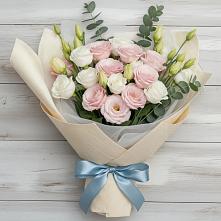 Букет цветов из:  Лизиантусы #REPLACE_PRED# Перелёшинский