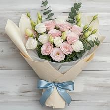 Букет цветов из:  Лизиантусы в Перелёшинский