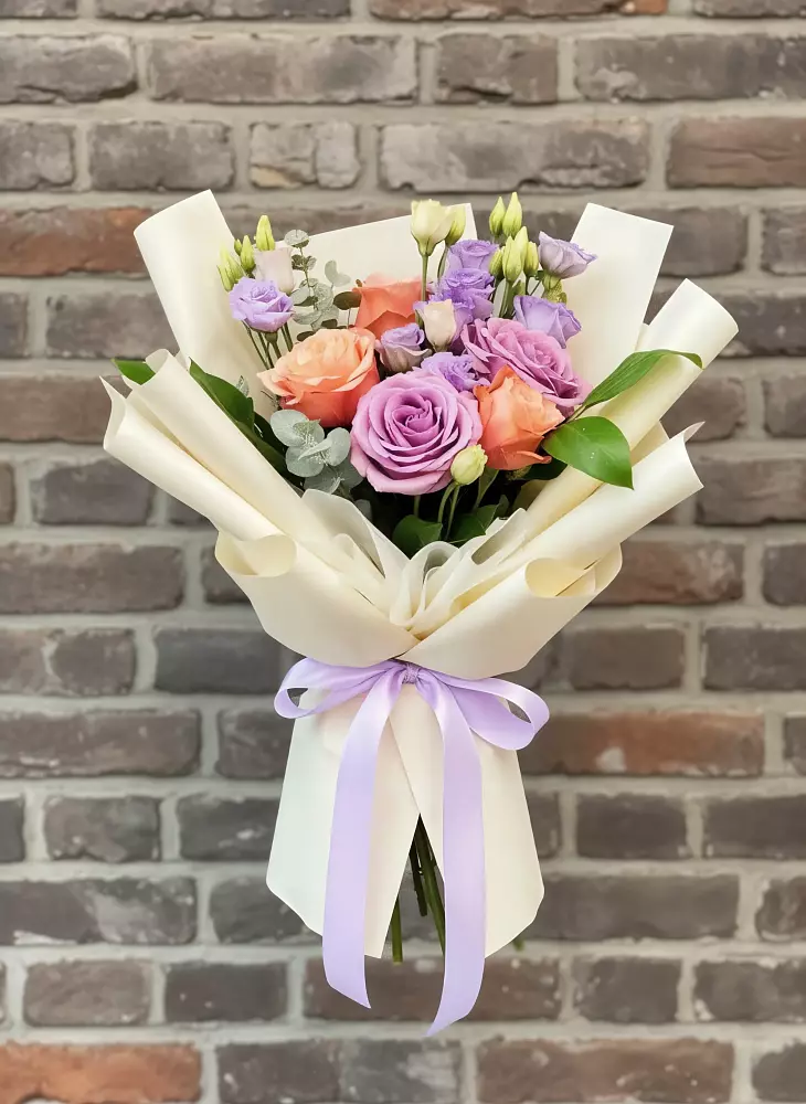 Букет цветов из: Лизиантусы и Розы в Перелёшинский