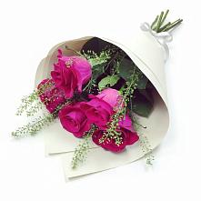 Букет цветов из:  Розы в Перелёшинский
