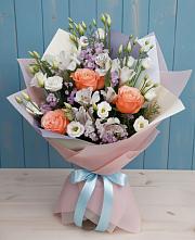 Букет цветов из:  Лизиантусы, Розы, Альстромерии и Гипсофила в Перелёшинский