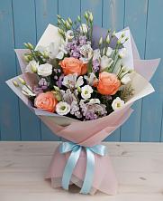 Букет цветов из:  Лизиантусы, Розы, Альстромерии и Гипсофила в Перелёшинский