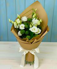 Букет цветов из:  Хризантемы и Лизиантусы #REPLACE_PRED# Перелёшинский