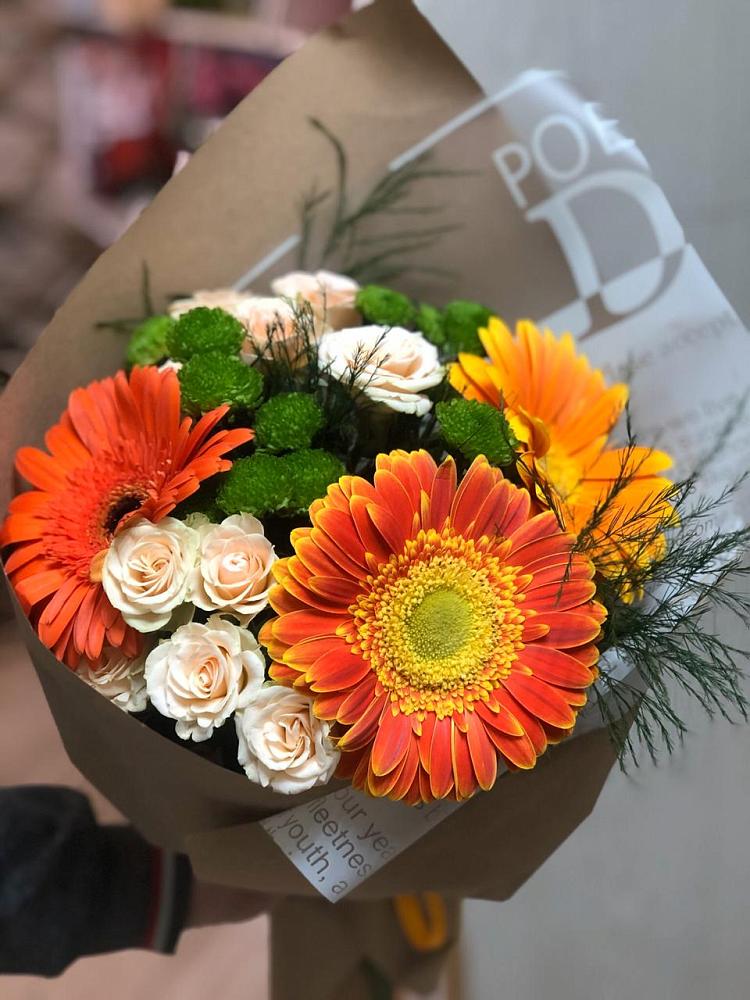 Букет цветов из: Герберы, Хризантемы и Розы в Перелёшинский