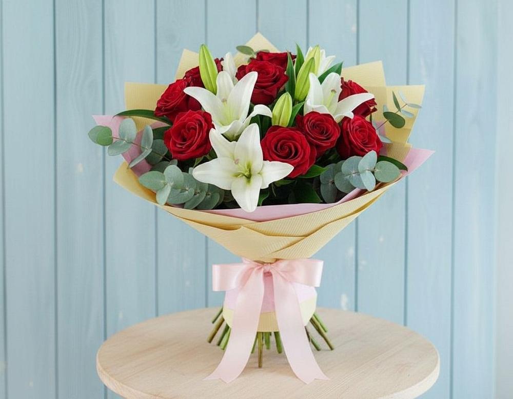 Букет цветов из: Лилии и Розы в Перелёшинский